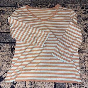 Longsleeve orange and white striped tee
